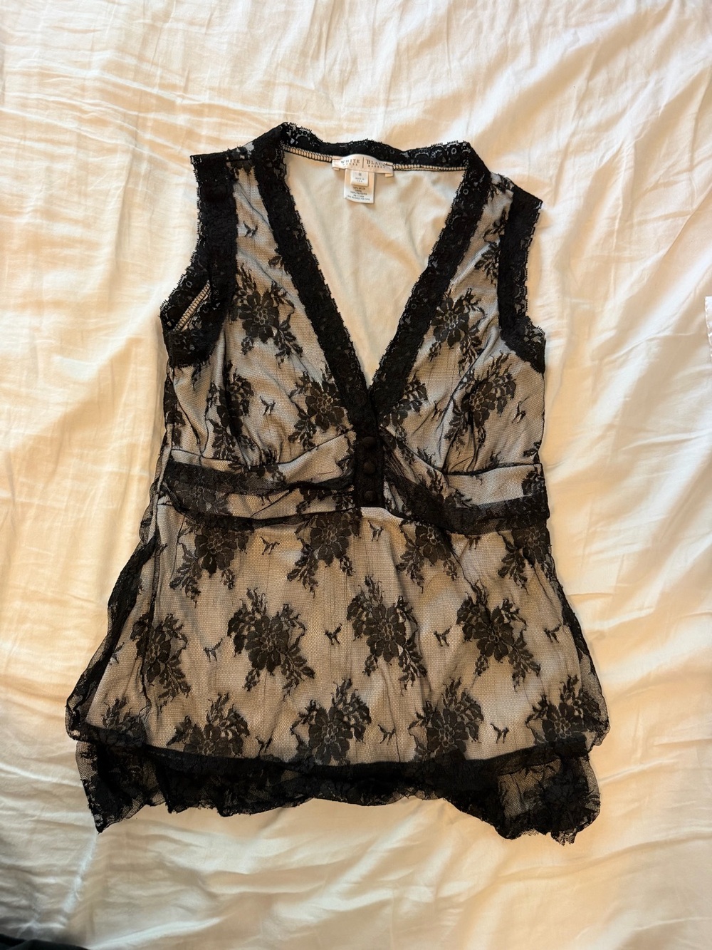 Black Lace V-Neck Sleeveless Top